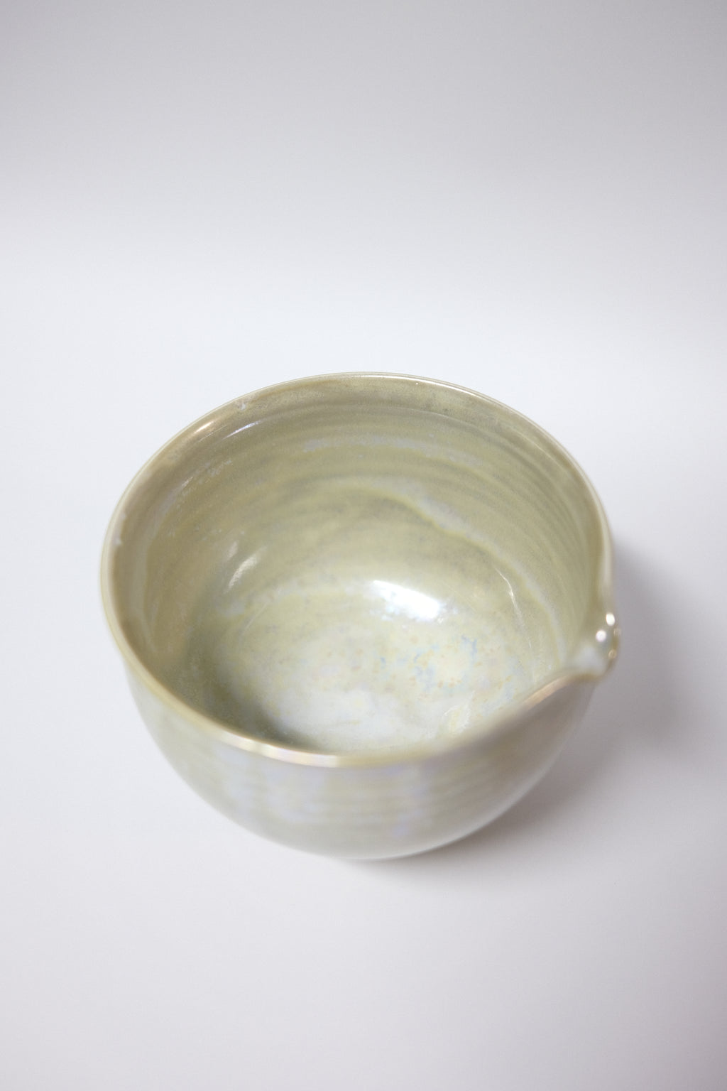 Chawan Kiwakoto by Toun K - Kyo & Kiyomizu Ware | Katakuchi - Pearly Glazed + Suikaen Emi Chasen Set