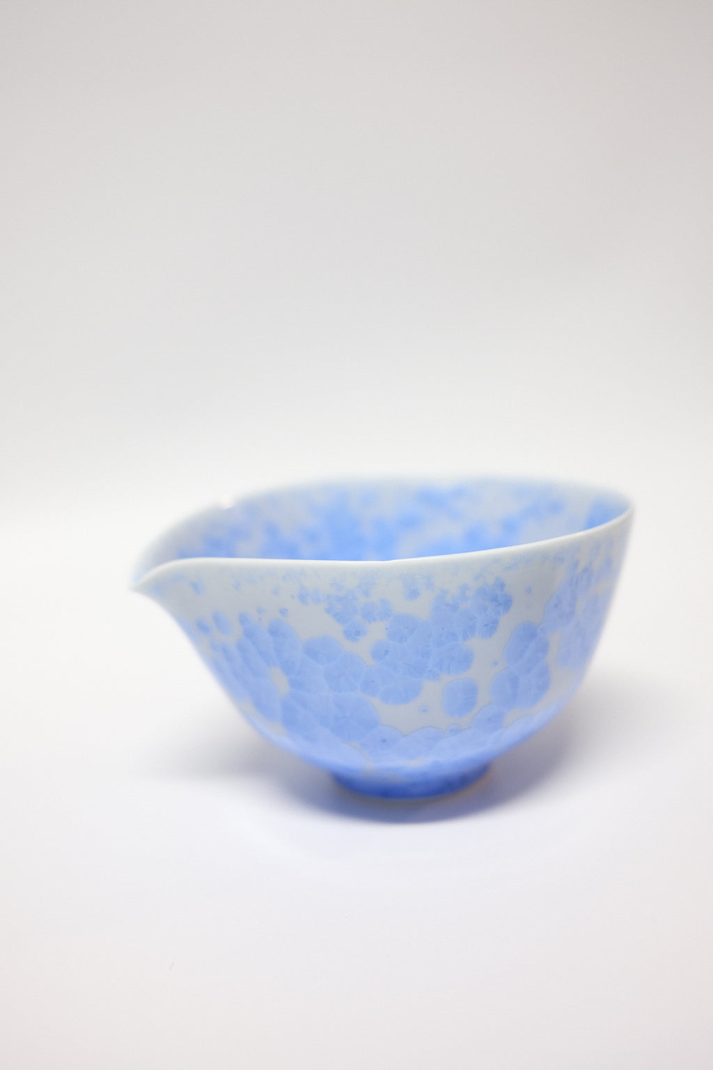 Chawan Kiwakoto by Toun K - Kyo & Kiyomizu Ware | Katakuchi - Blue