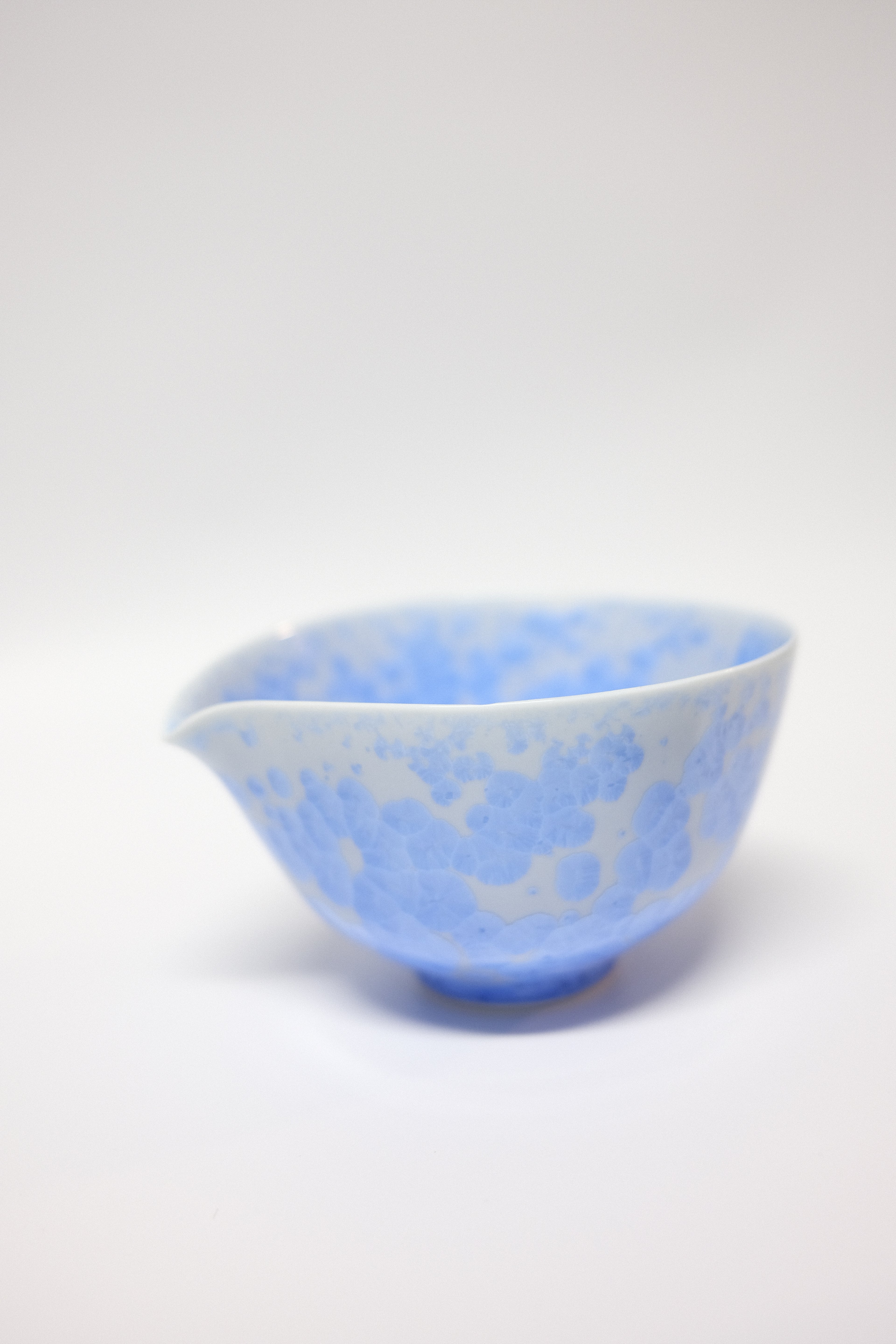 Chawan Kiwakoto by Toun K - Kyo & Kiyomizu Ware | Katakuchi - Blue