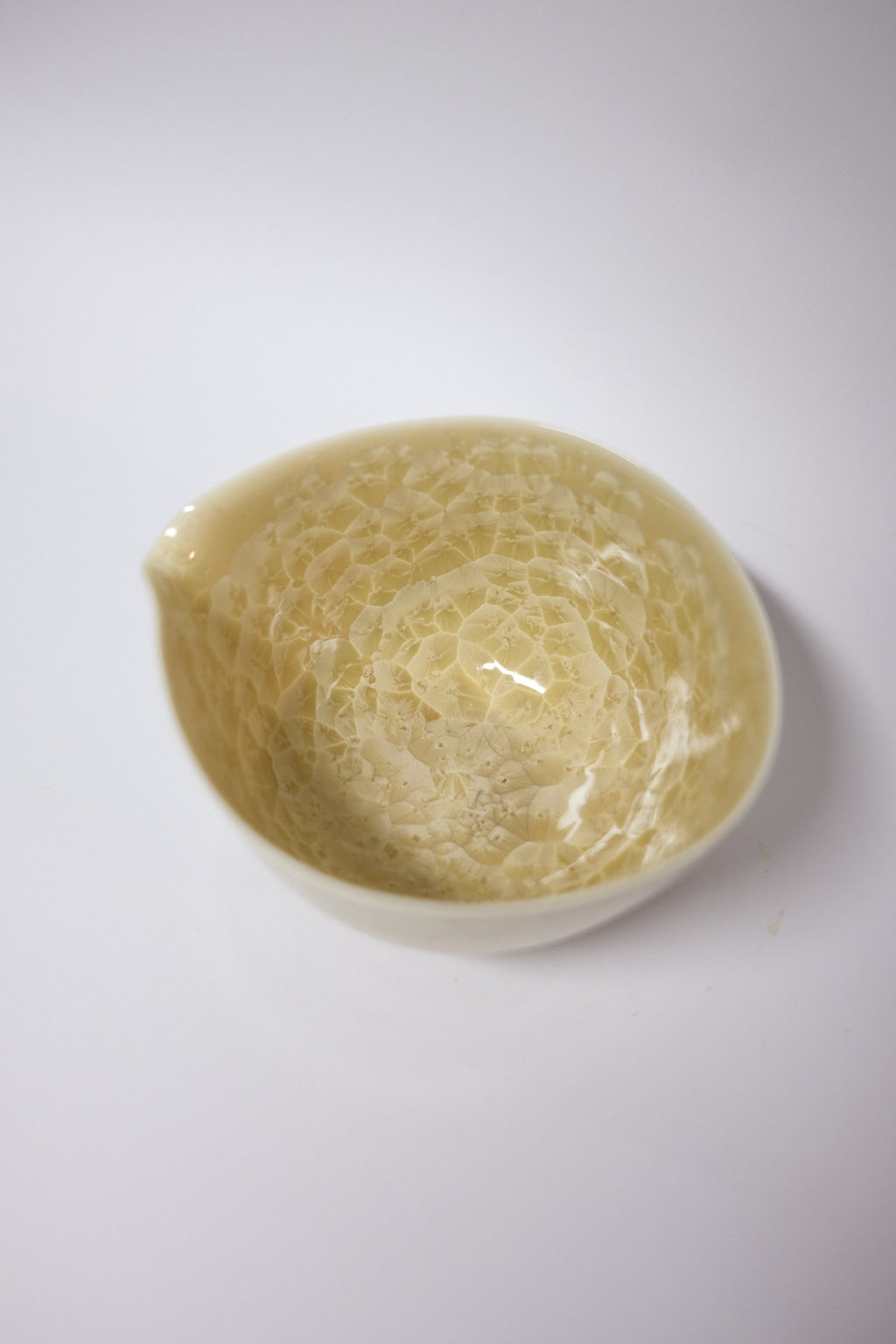 Chawan Kiwakoto by Toun K - Kyo & Kiyomizu Ware | Katakuchi - Crystal Glazed Yellow