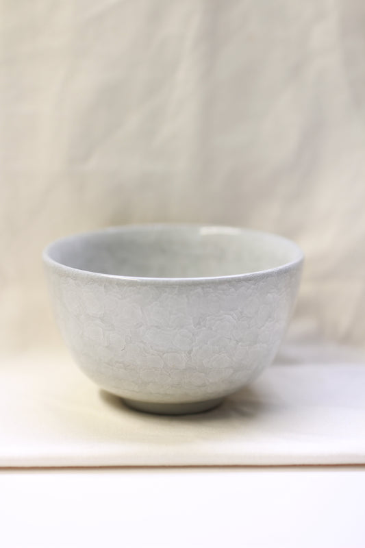 Kannyu Kyo-yaki Chawan - Crackle Blue Glaze